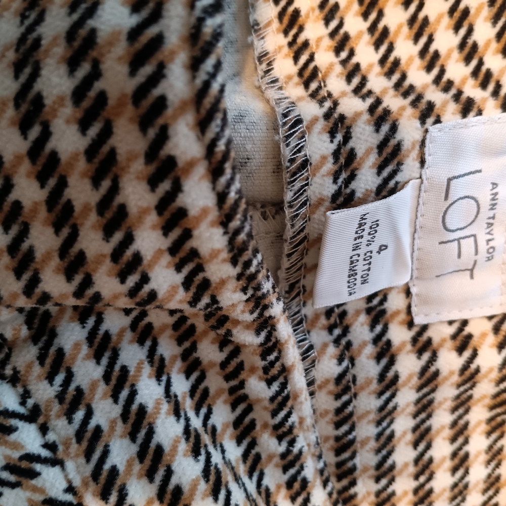 Houndstooth Patterned Pants - image 3